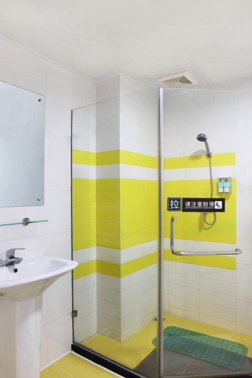 7Days Inn Xi'An South Gate Yongning Subway Station Xian Quarto foto